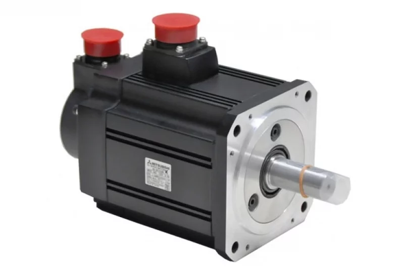 Серводвигатель HC-SFS7024B оснащен тормозом